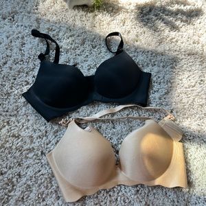 Super cute and comfy NWOT tan and black wavy design casual comfortable b…